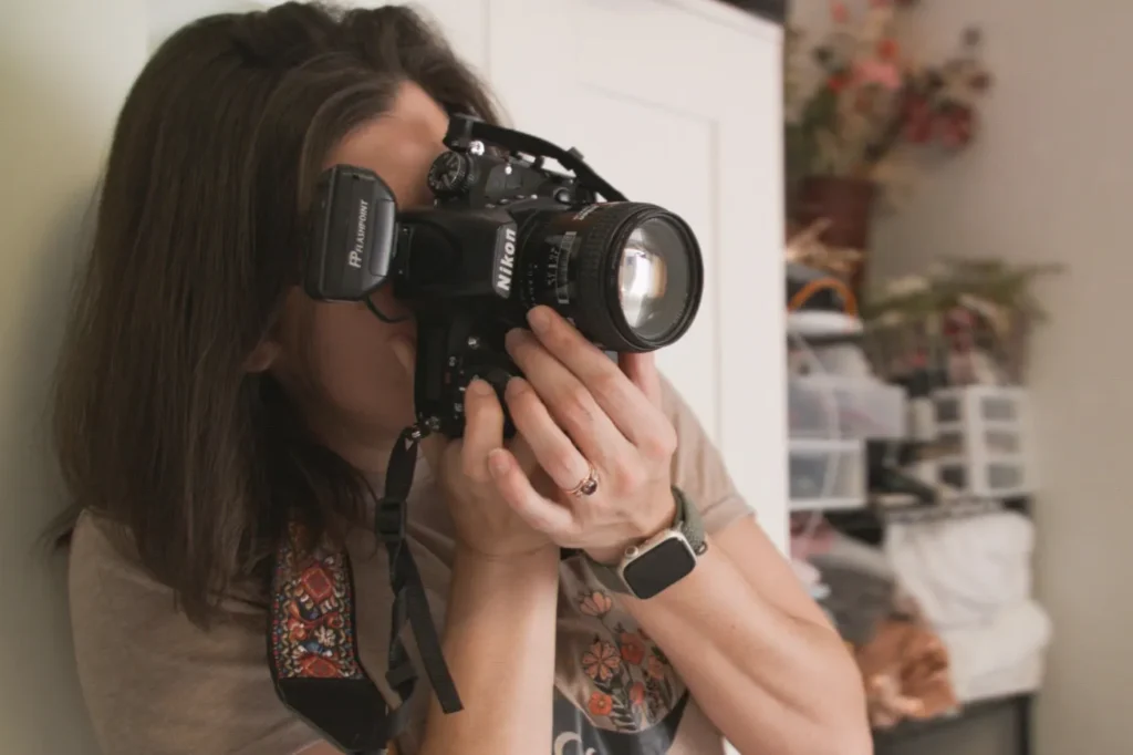 Juliet Working at Photo Shoot